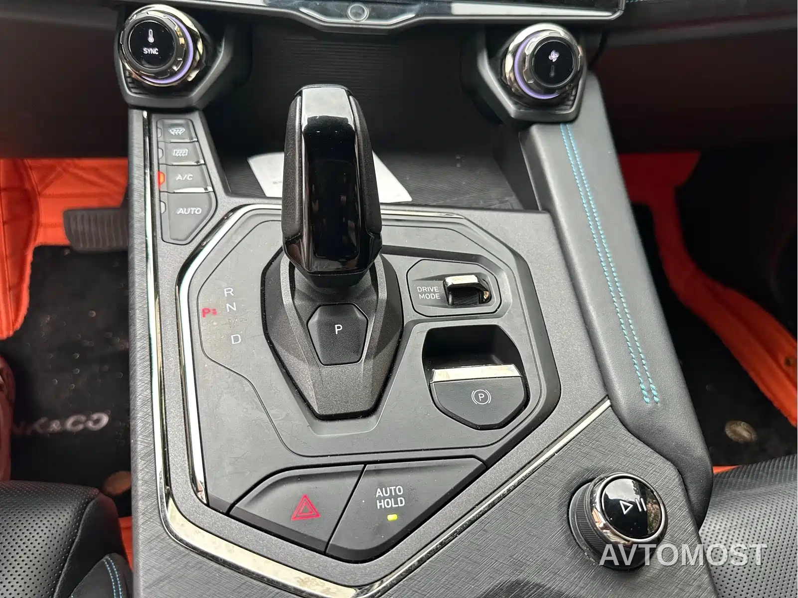 Lynk & Co 05 EM-P 2021 1.5TD PHEV HALO — фото 14