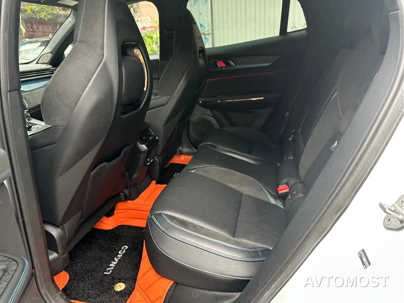 Lynk & Co 05 EM-P 2021 1.5TD PHEV HALO — фото 22