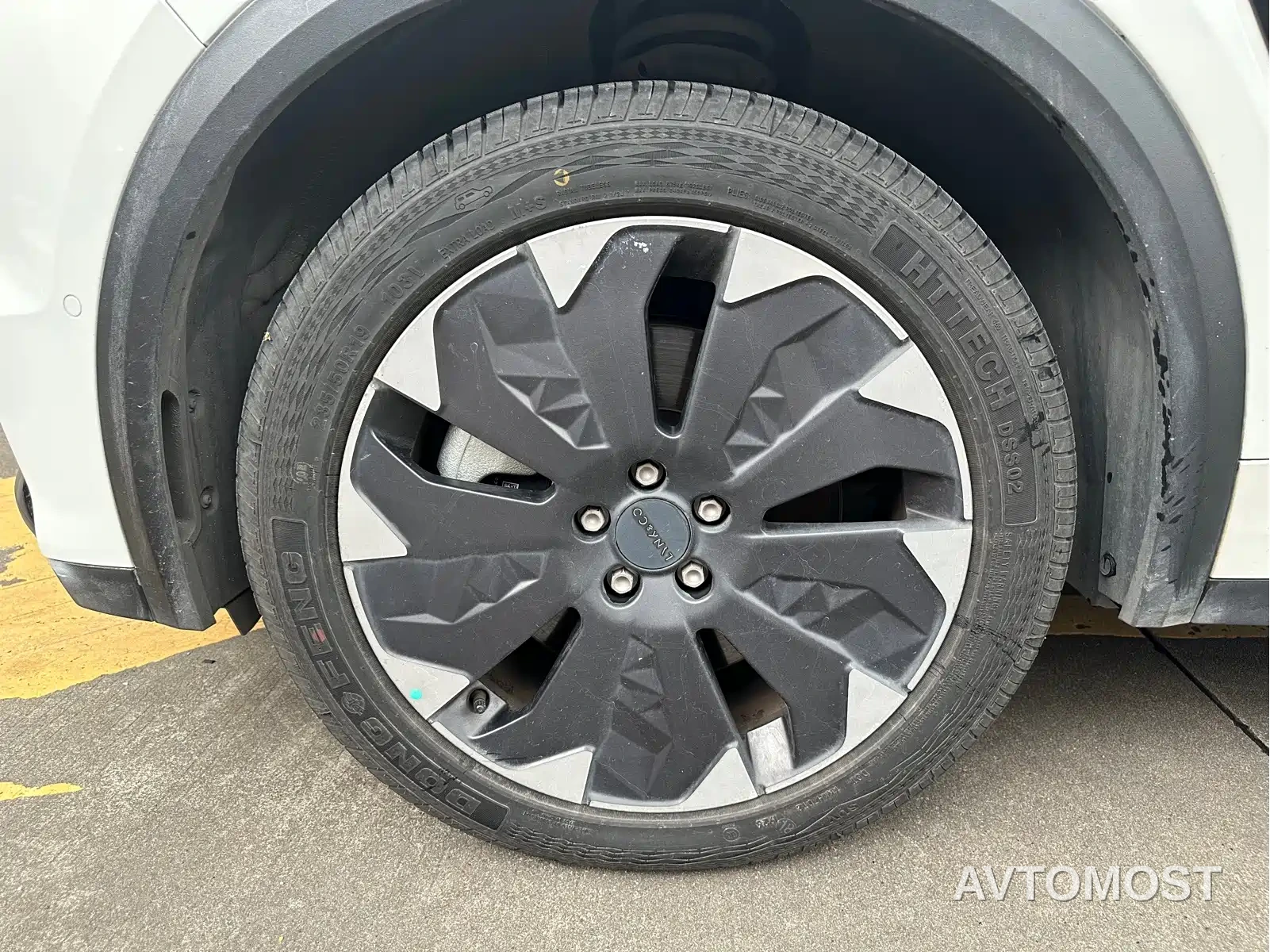 Lynk & Co 05 EM-P 2021 1.5TD PHEV HALO — фото 29
