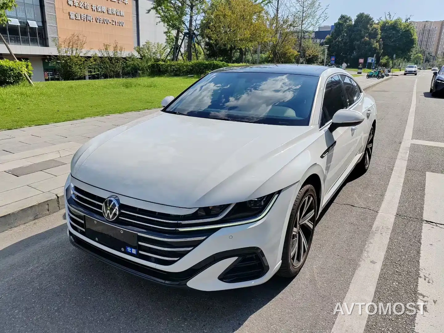 Volkswagen FAW-Volkswagen CC 2023 330TSI Dazzle Edition — фото 1