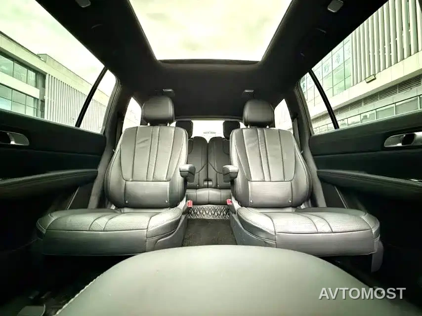 Li ONE 2020 Extended Range 6-seater — фото 2
