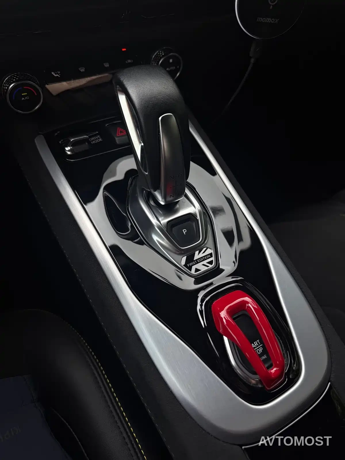 Lotus Cars EMIRA 2021 2.0T DCT First Edition — фото 8
