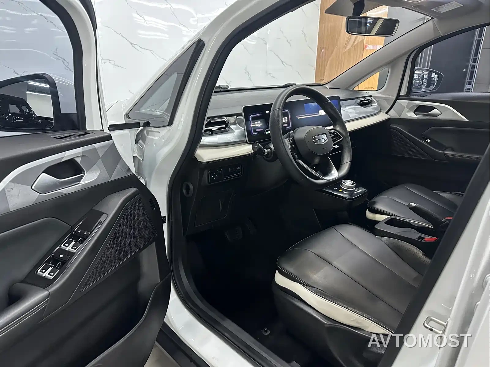 Geely Geometry E Firefly 2022 320KM Well-behaved Tiger 4-seater — фото 11