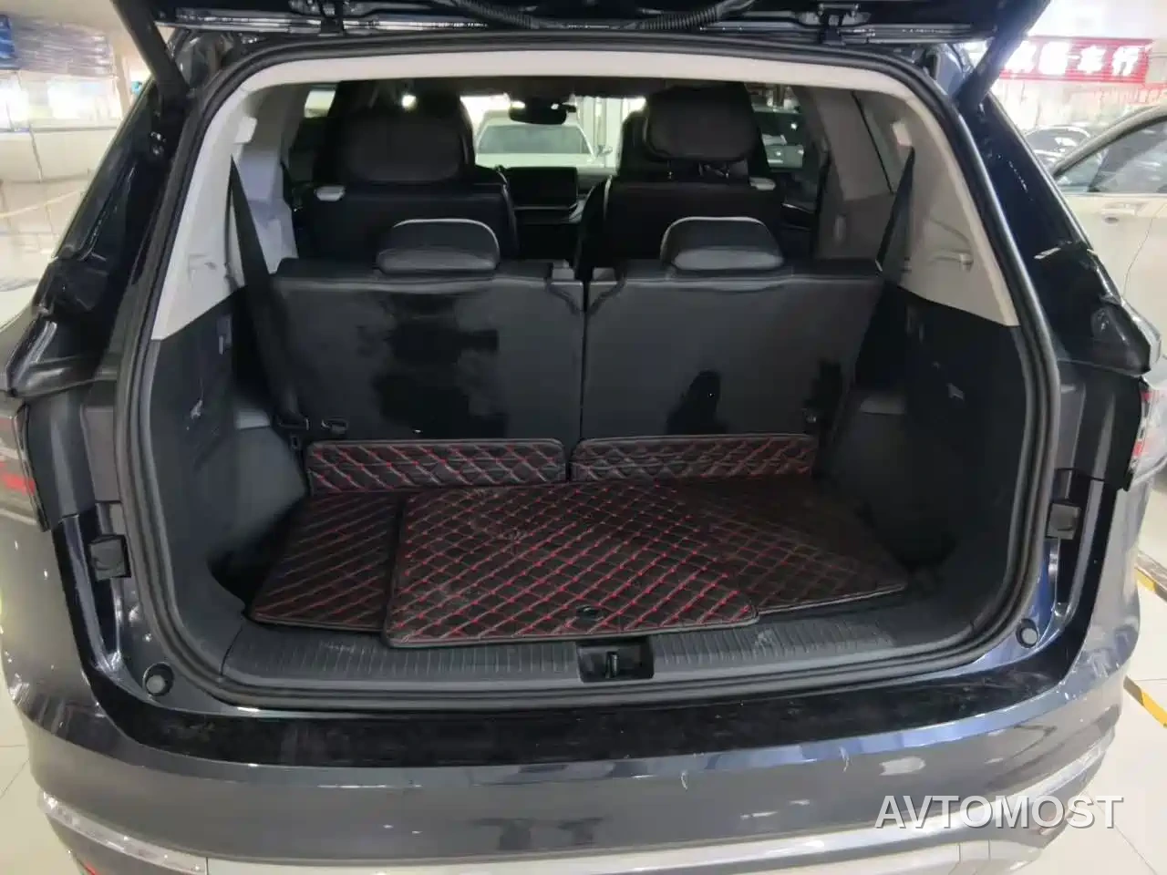 Volkswagen ID.6 CROZZ 2022 Long Range Lite PRO Version — фото 4