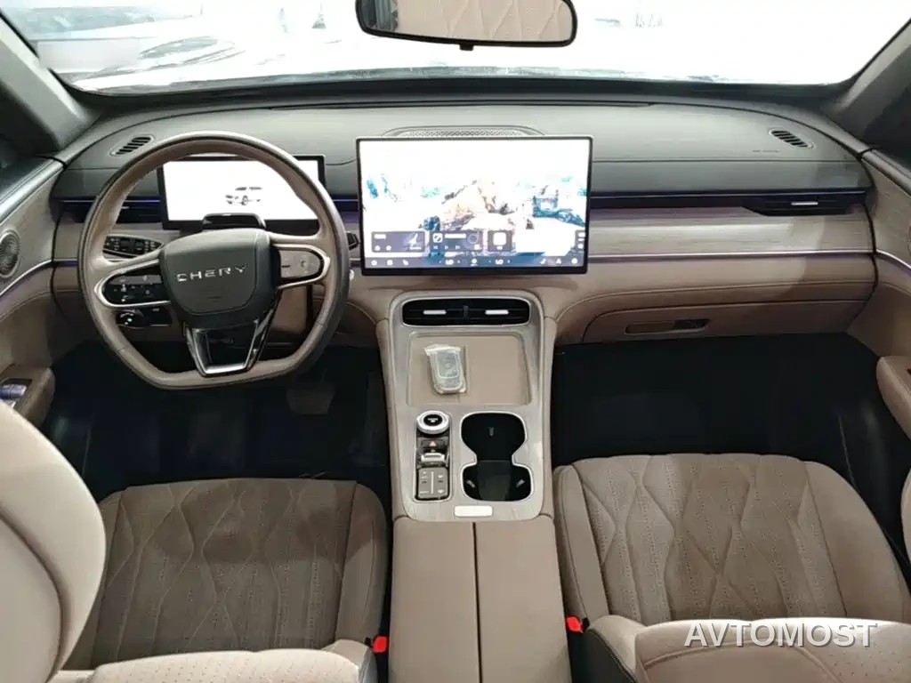 Chery Tiggo 8 PLUS 2025 290TGDI DCT Premium 5-seater — фото 9