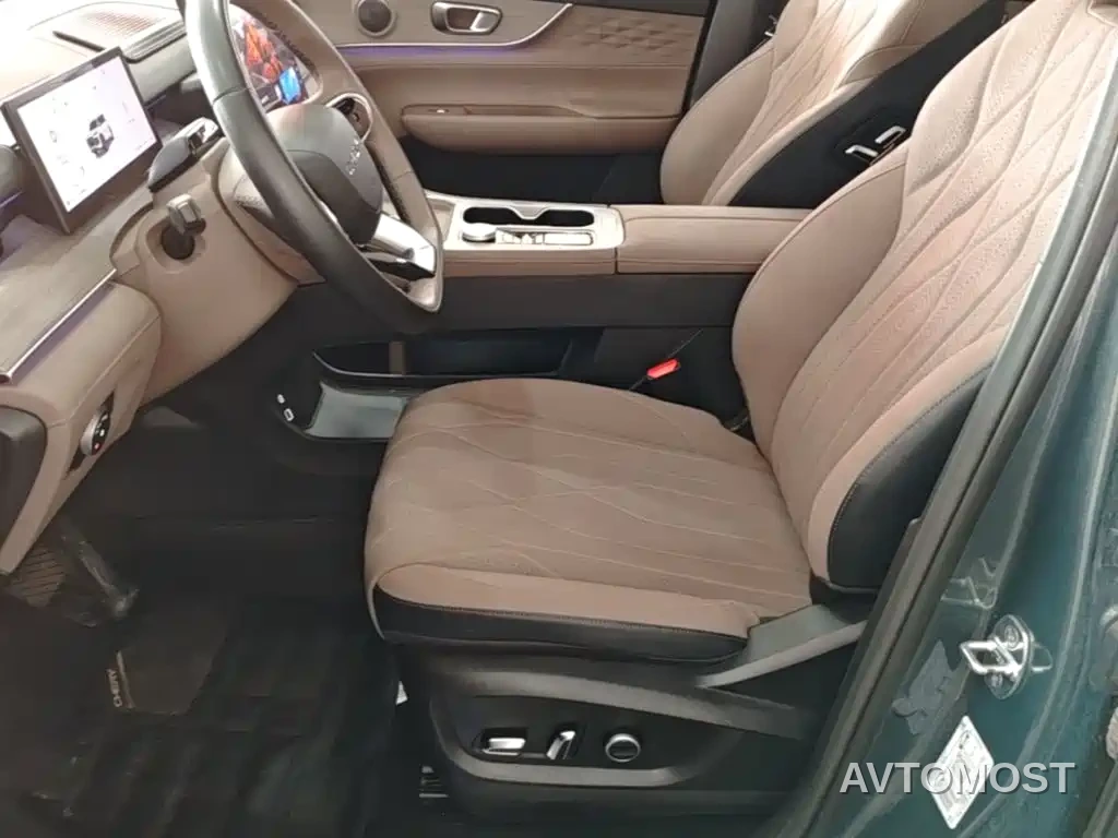 Chery Tiggo 8 PLUS 2025 290TGDI DCT Premium 5-seater — фото 13