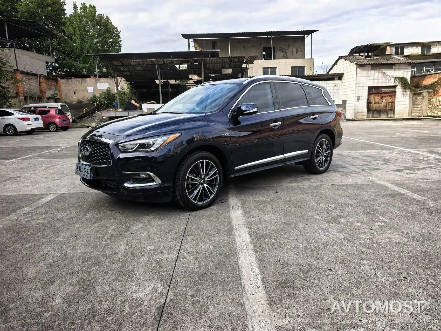 Infiniti QX60 (Import) 2020 2.5 S/C Hybrid 2WD Excellence Edition — фото 1