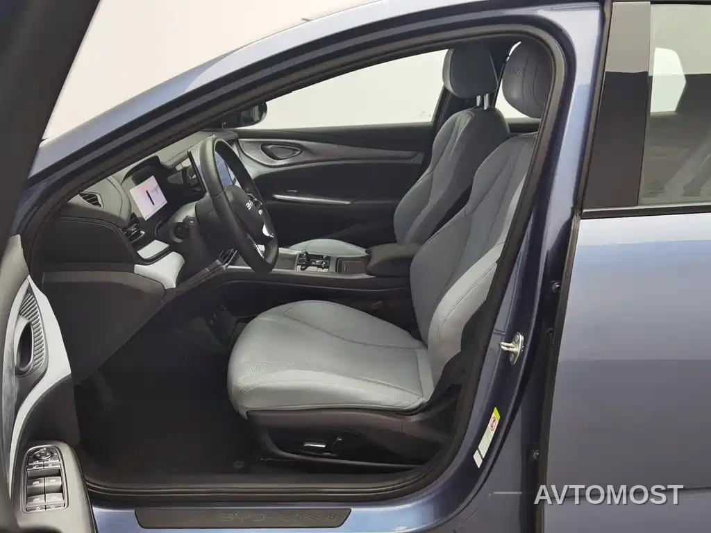 BYD Seal 2024 Glory Edition DM-i 1.5L 121km Elite — фото 9