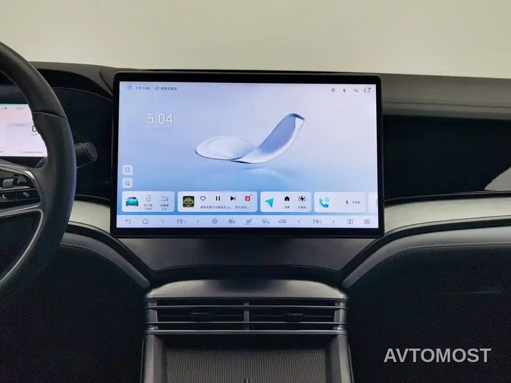 BYD Seal 2024 Glory Edition DM-i 1.5L 121km Elite — фото 11