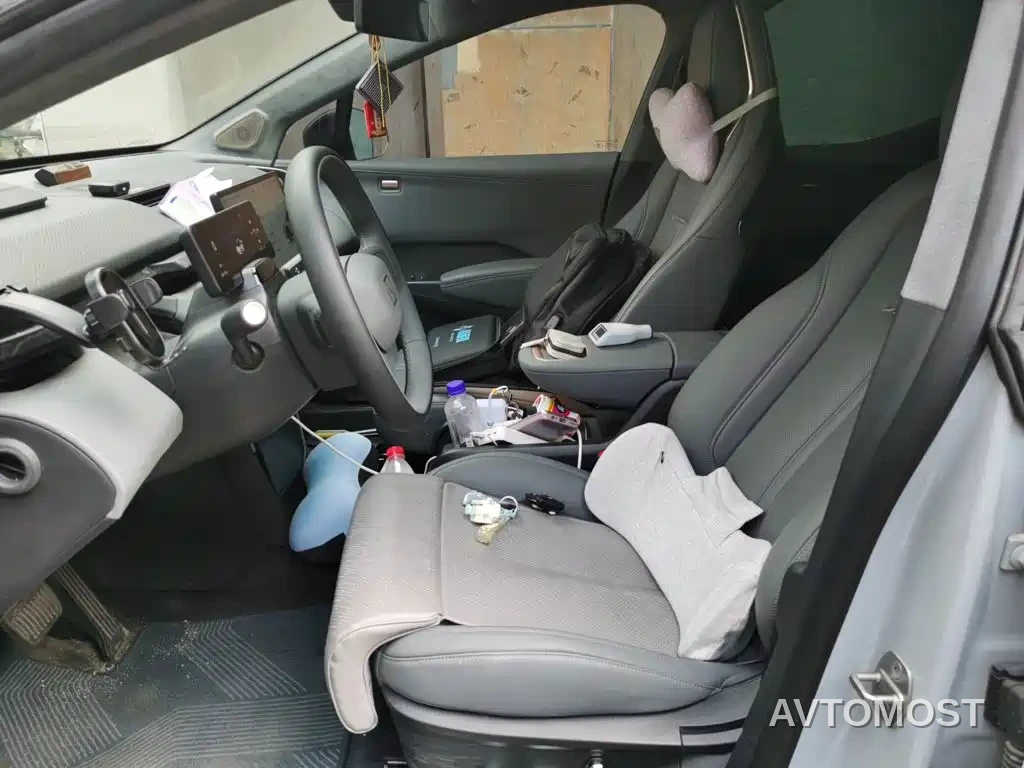 Zeekr X 2023 4WD YOU Edition 5-seater — фото 11