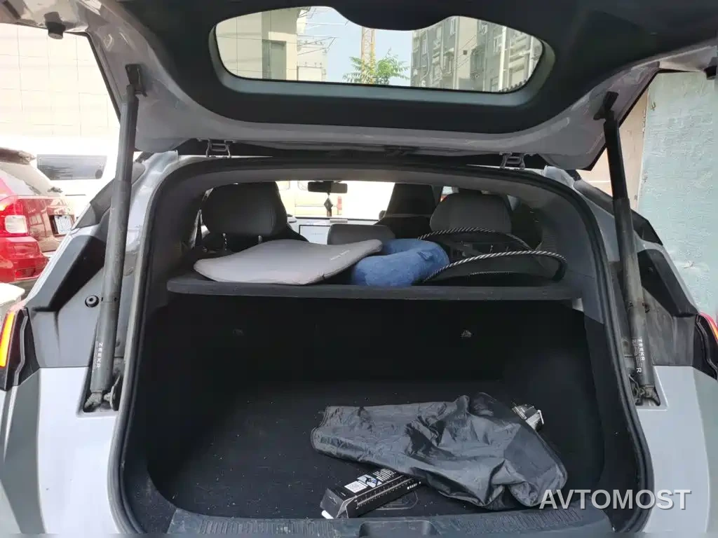 Zeekr X 2023 4WD YOU Edition 5-seater — фото 15