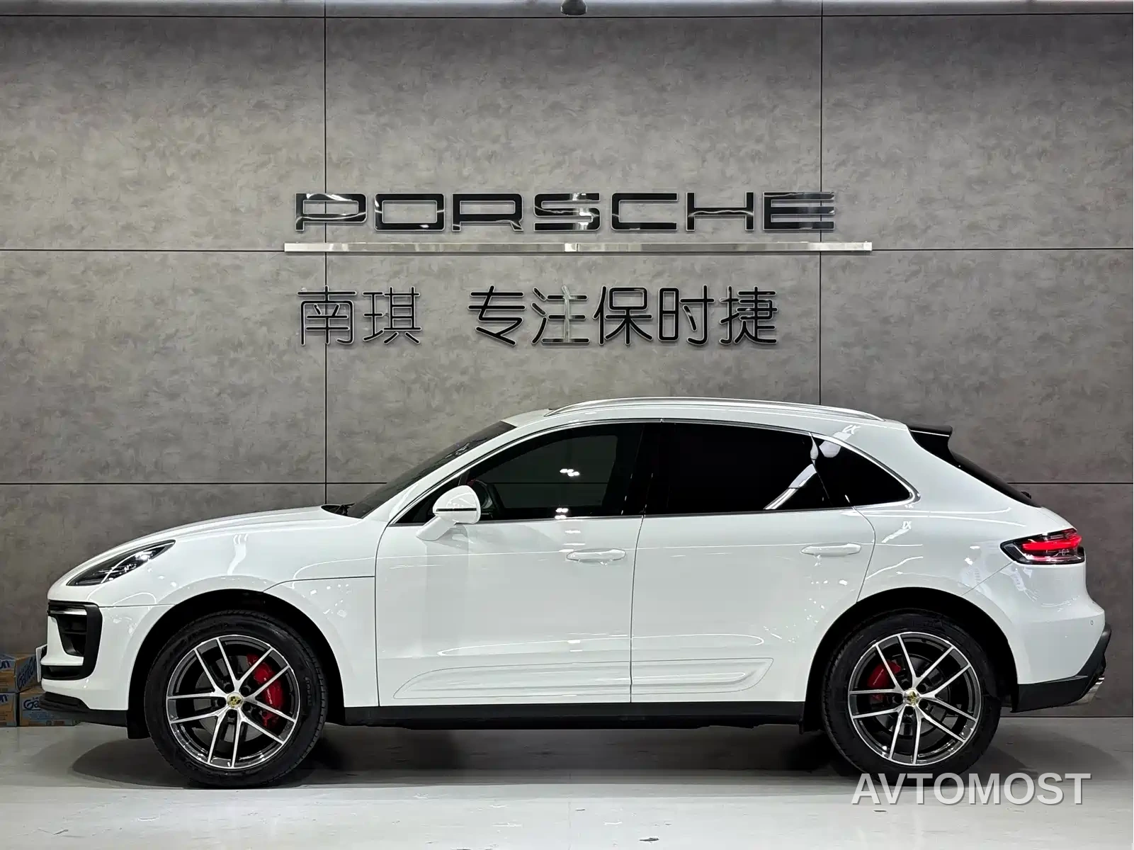 Porsche Macan 2023 Macan S 2.9T — фото 4