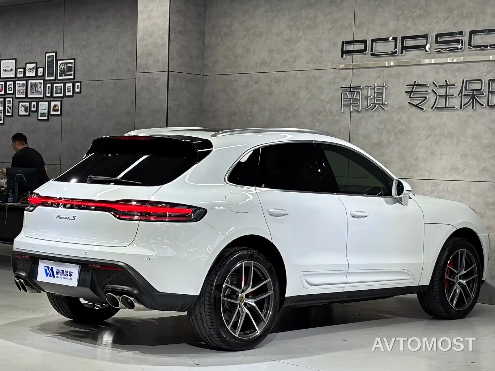 Porsche Macan 2023 Macan S 2.9T — фото 7