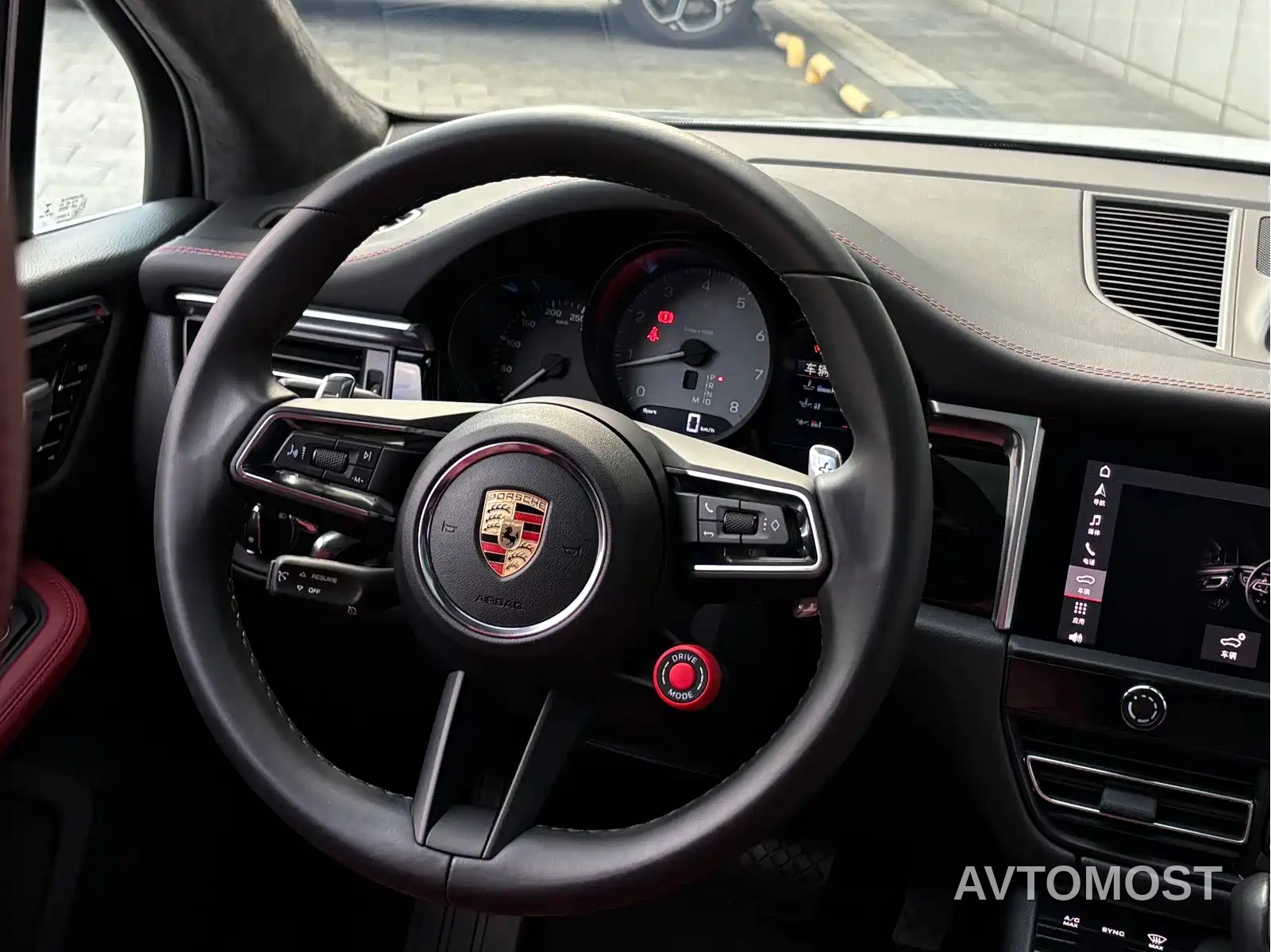 Porsche Macan 2023 Macan S 2.9T — фото 12