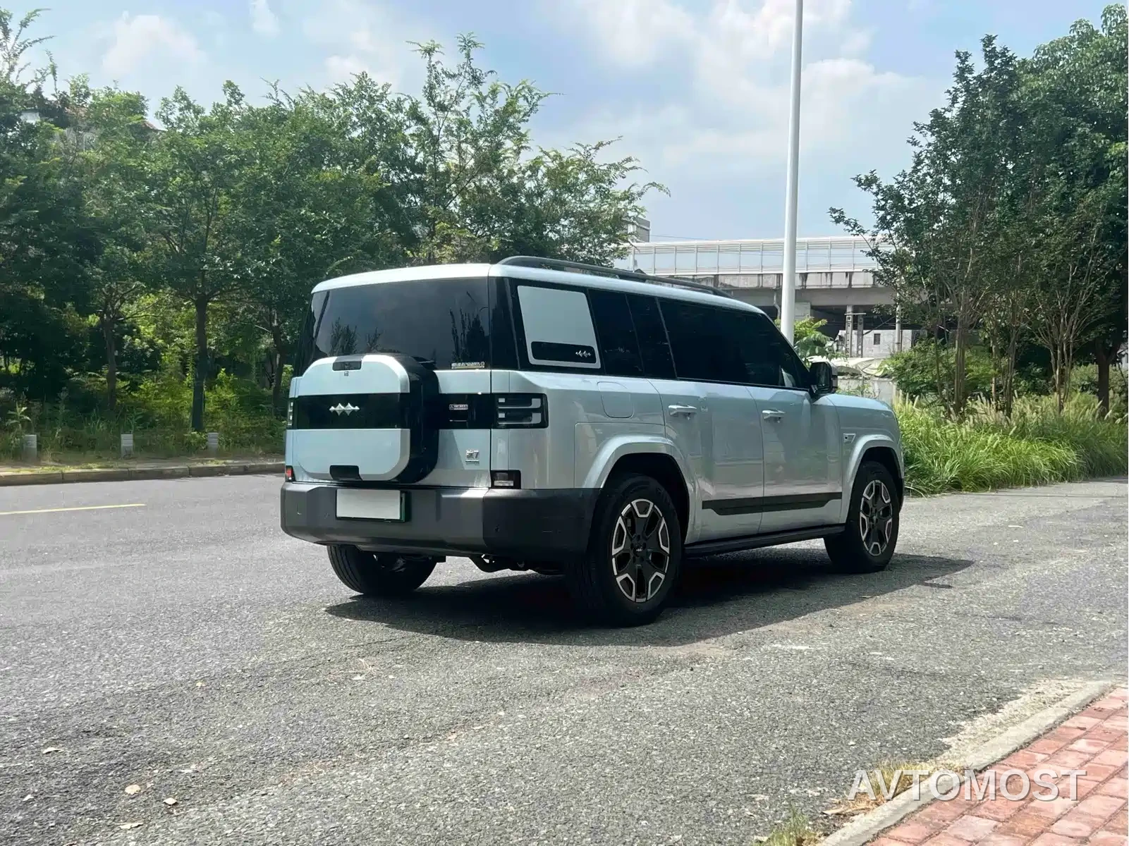 Fang Cheng Bao Titanium 7 2025 200KM Front-Wheel Drive Max Edition — фото 11