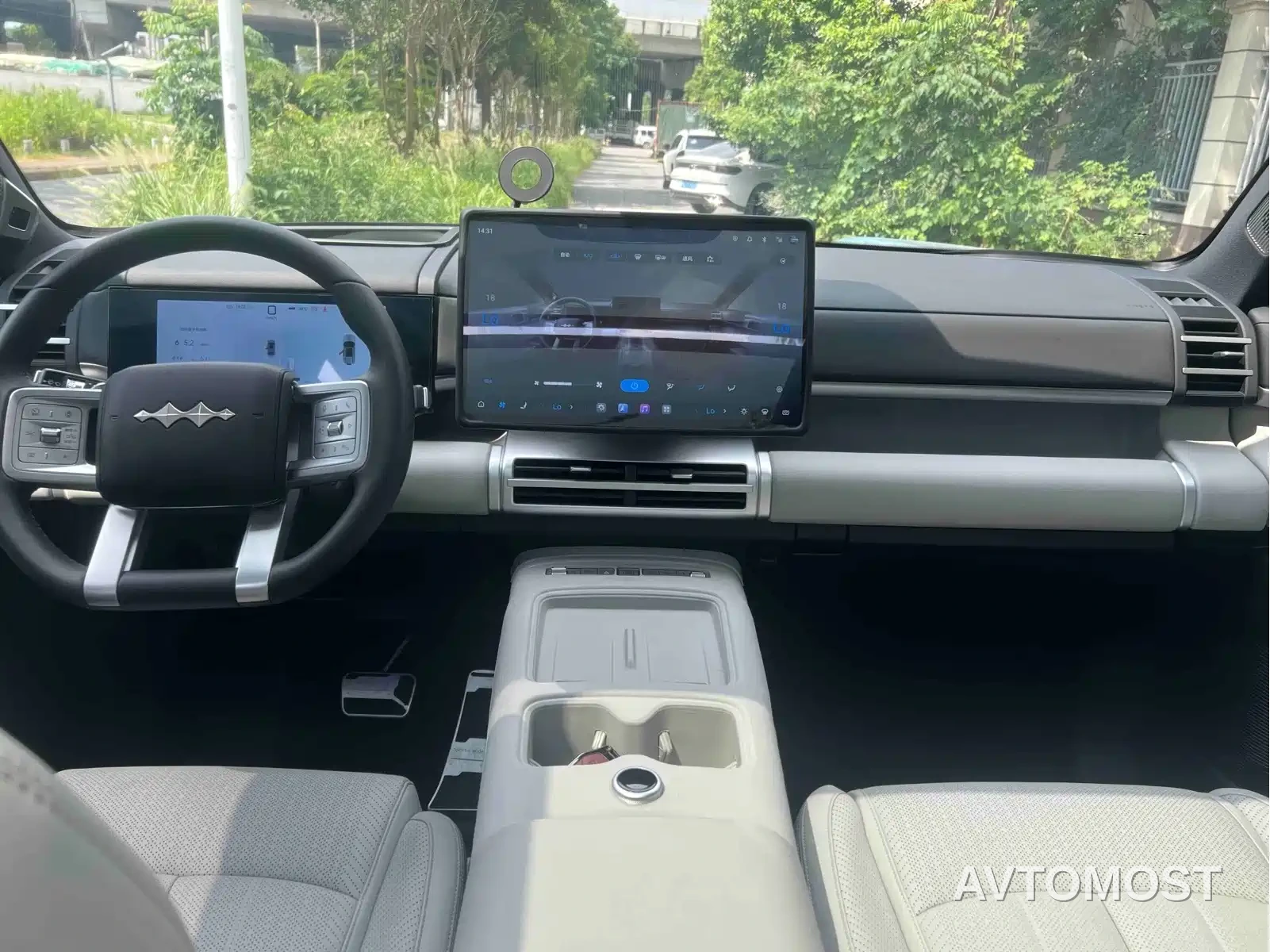 Fang Cheng Bao Titanium 7 2025 200KM Front-Wheel Drive Max Edition — фото 15