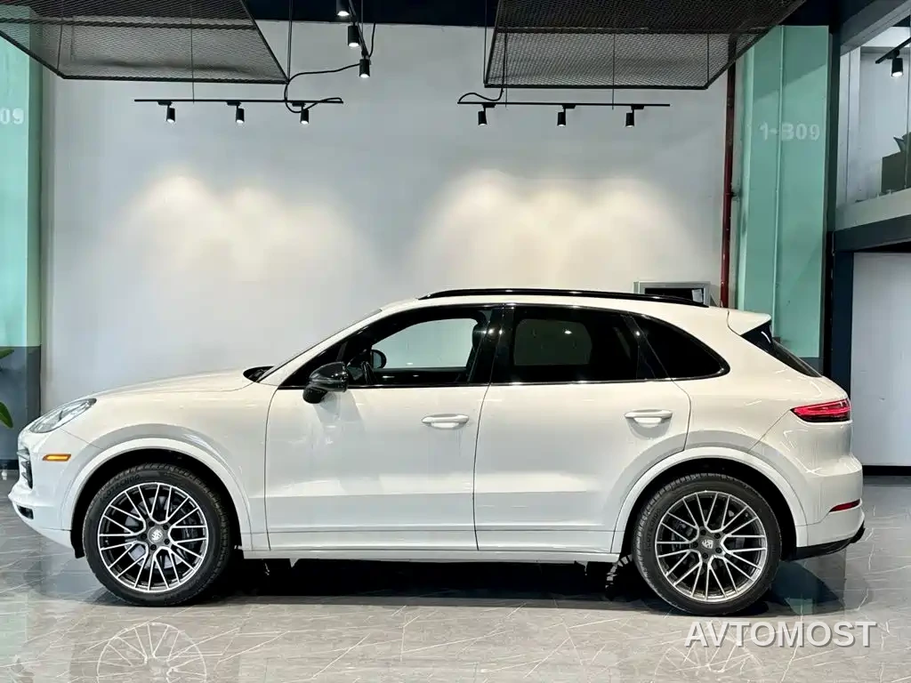 Porsche Cayenne — фото 3