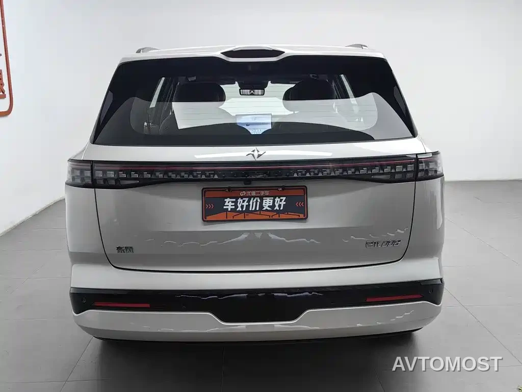 Dongfeng Yipai eπ008 2024 210Max Range Extender 6-Seater — фото 3