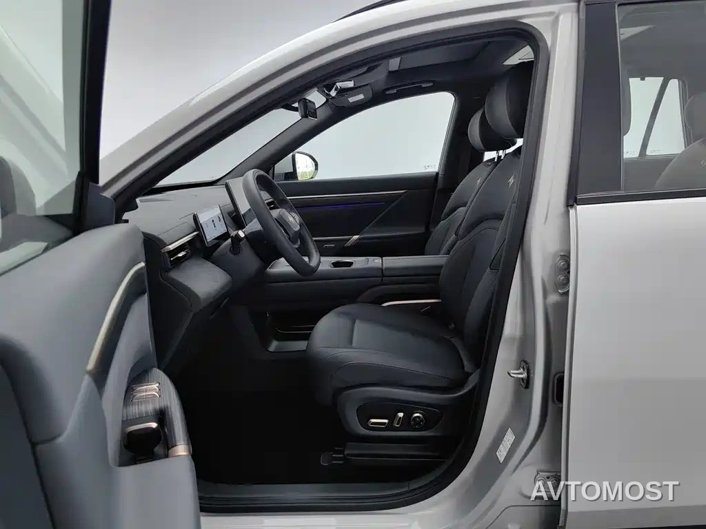 Dongfeng Yipai eπ008 2024 210Max Range Extender 6-Seater — фото 9