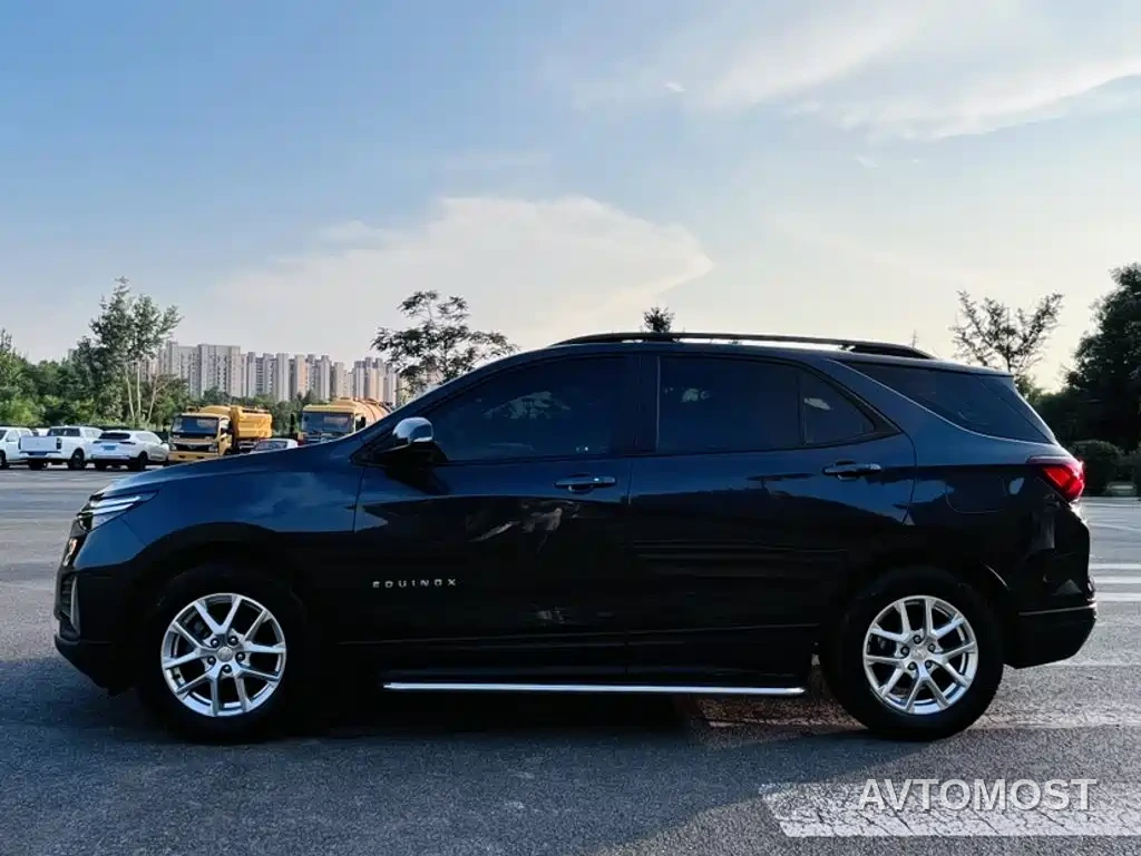 Chevrolet Equinox 2022 535T Galloping Edition — фото 18