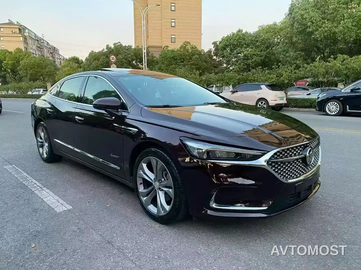 Buick LaCrosse 2022 Avenir First Edition — фото 1