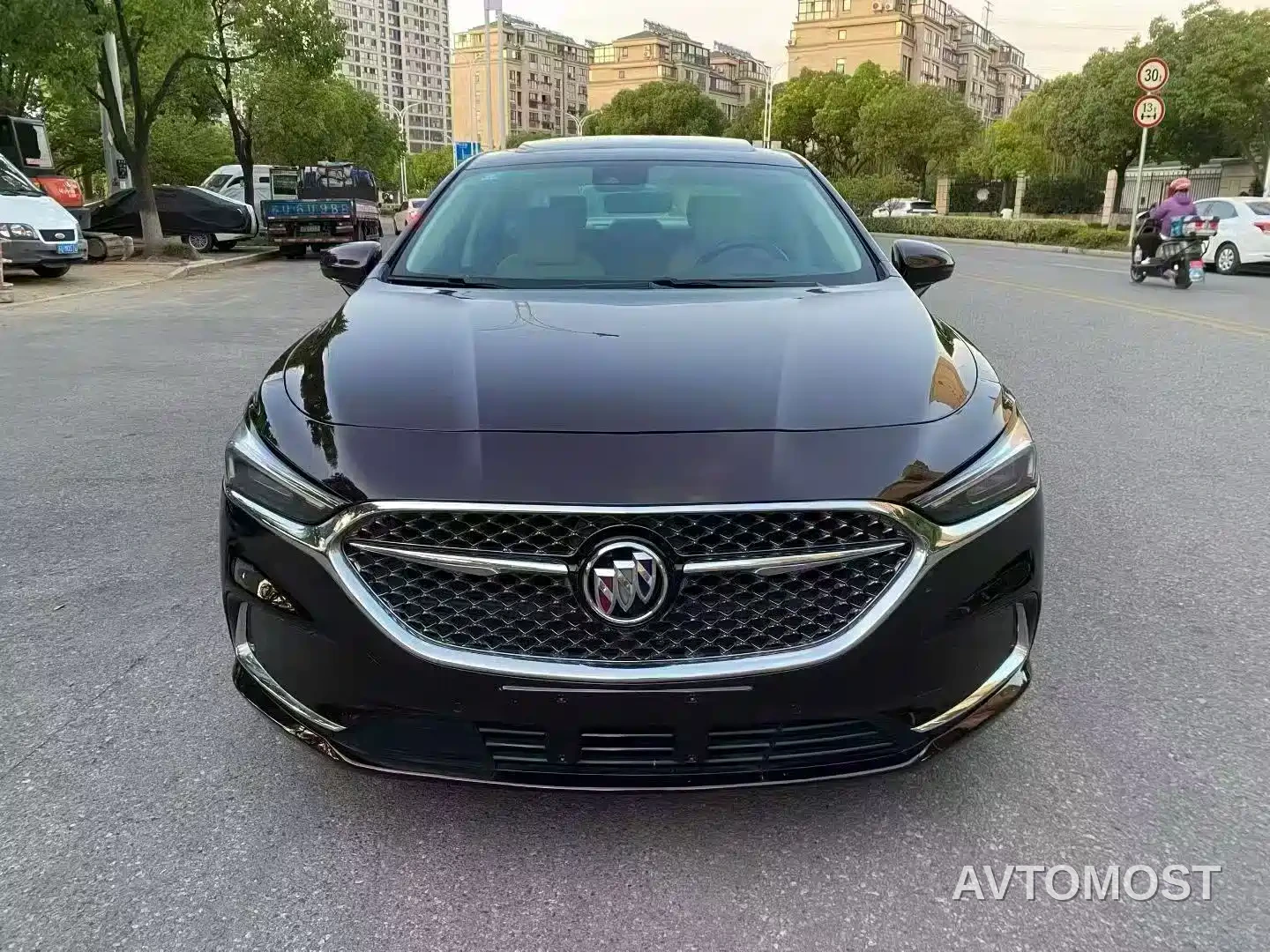 Buick LaCrosse 2022 Avenir First Edition — фото 2