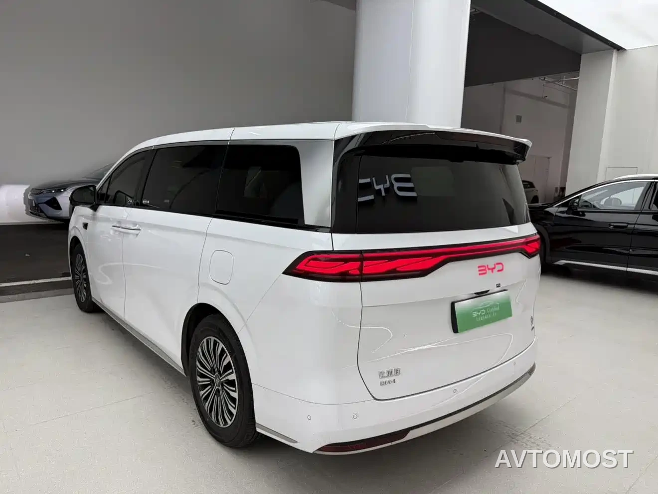 BYD Xia 2025 DM-i 1.5T 100km Surpass Edition — фото 14