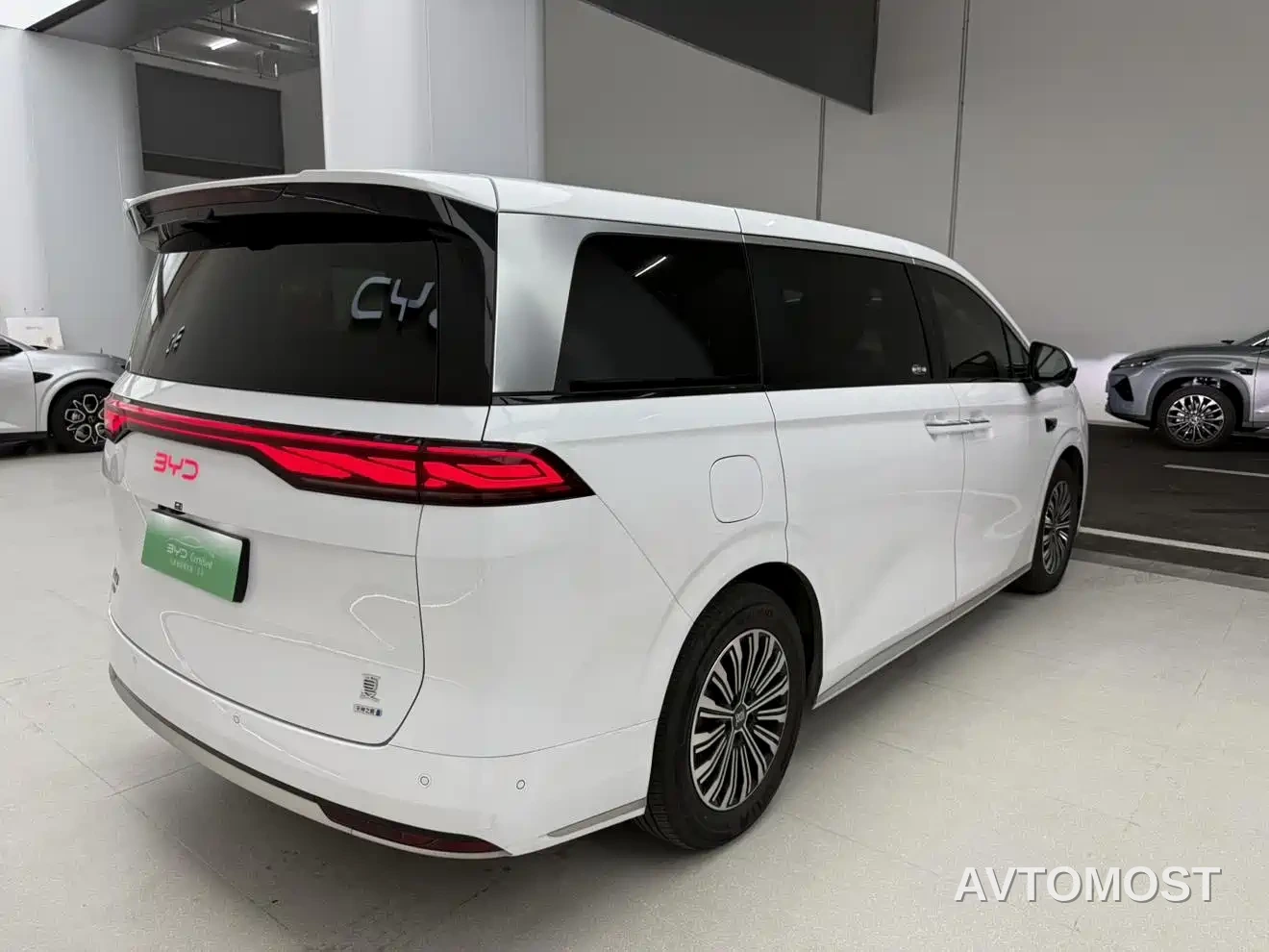 BYD Xia 2025 DM-i 1.5T 100km Surpass Edition — фото 15