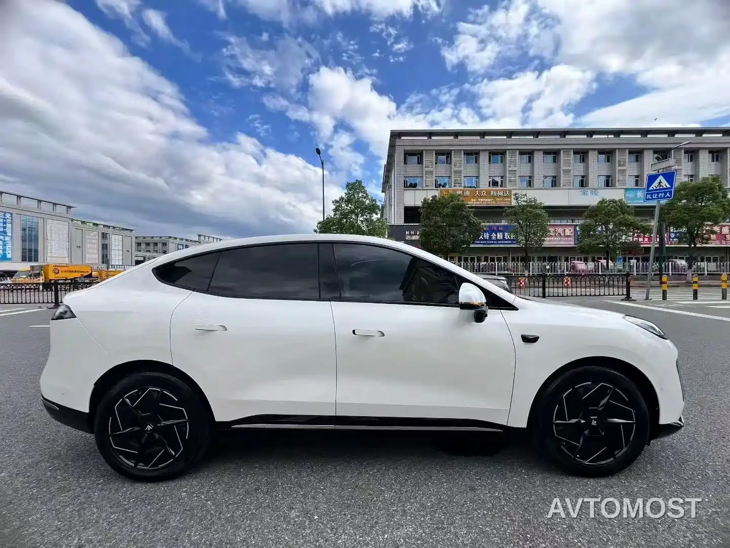 GAC Haobo Hyper HT 2023 670 RWD Ultra High Voltage Edition — фото 3