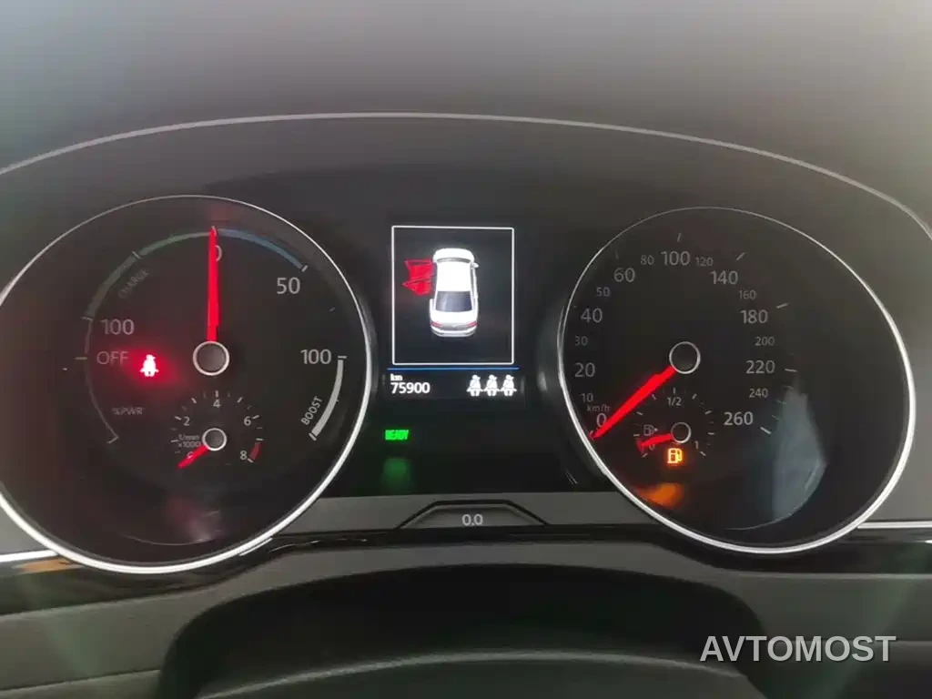 Volkswagen Magotan GTE Plug-in Hybrid 2020 GTE Luxury — фото 11
