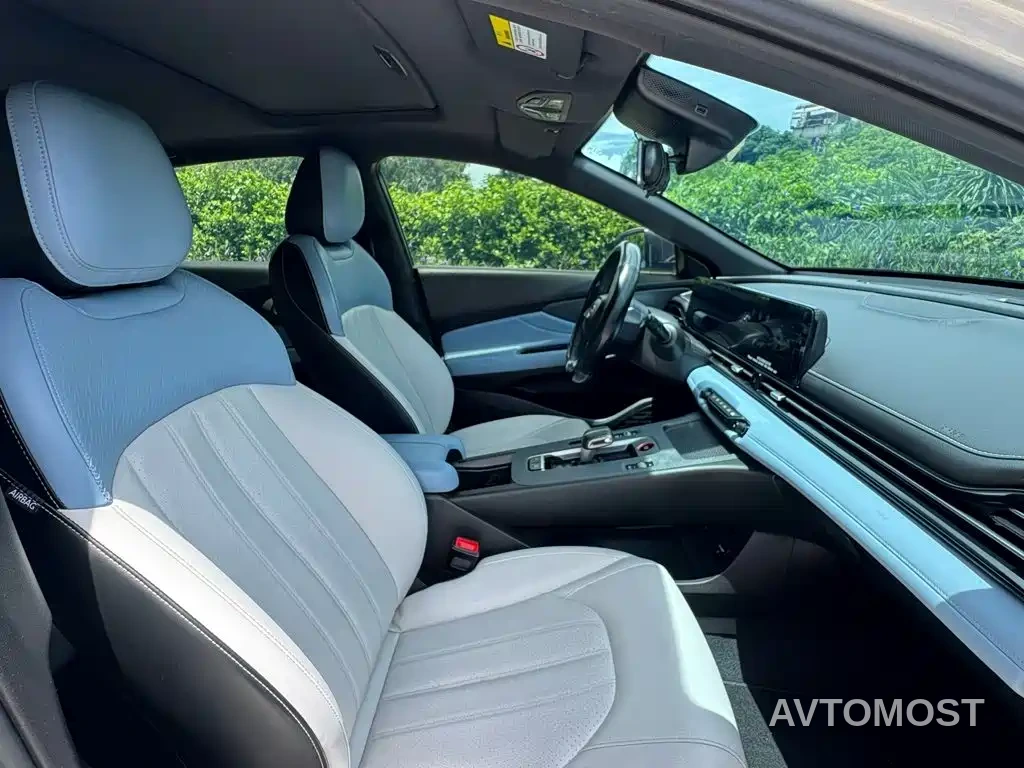 GAC Trumpchi Emkoo 2023 Shadow Leopard H High-Efficiency Hybrid — фото 4