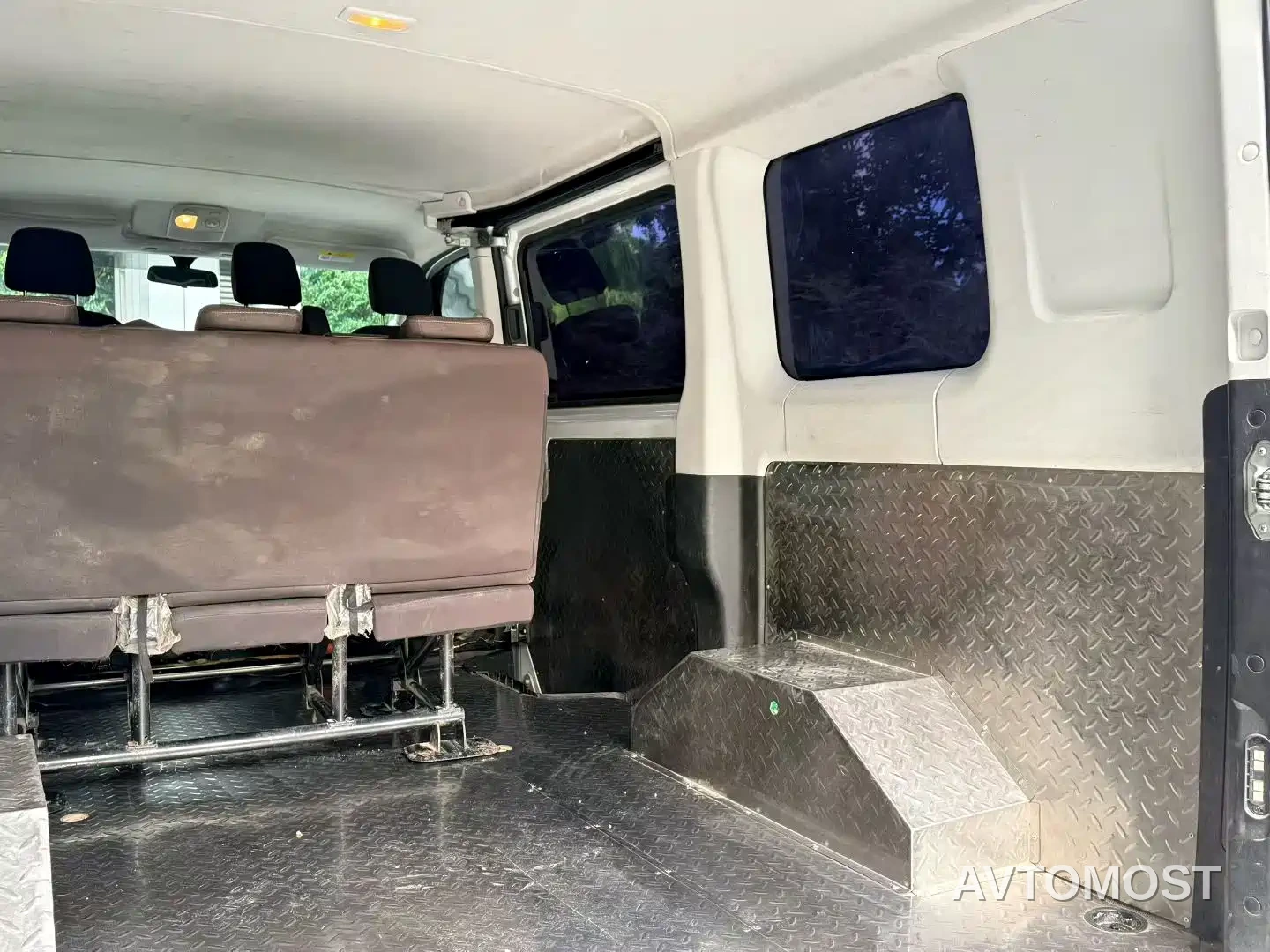 Iveco Daily 2021 2.0T Manual Chaorui Short Wheelbase Low Roof Sliding Door F1A — фото 6