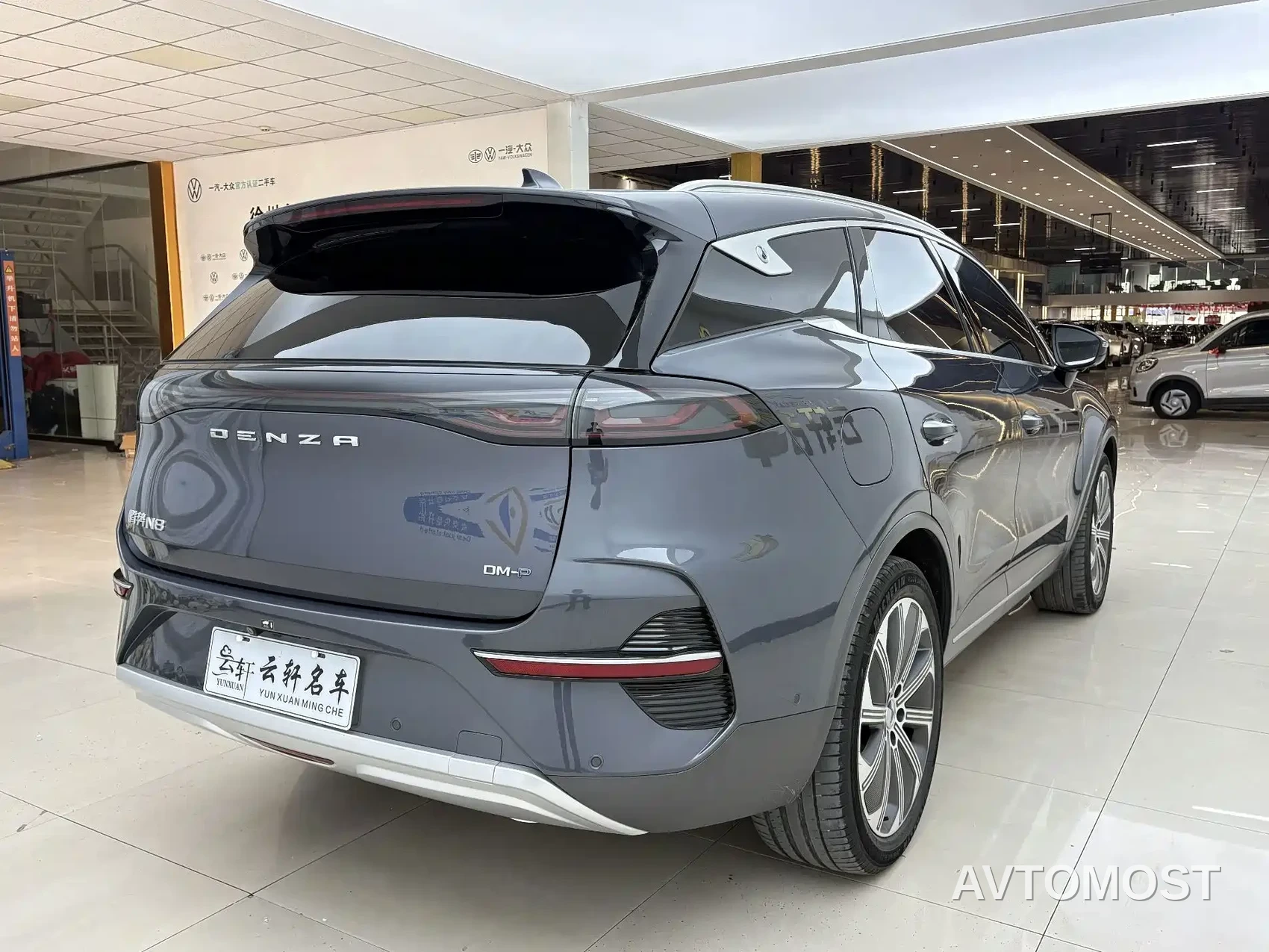 Denza N8 2023 Model AWD Super Hybrid Flagship 7-Seater — фото 5