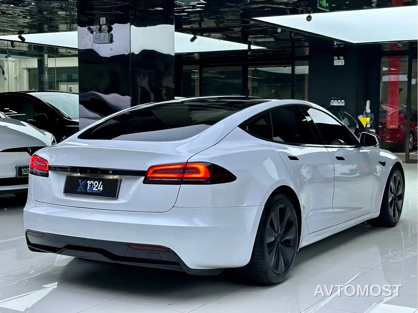Tesla Model S 2023 Dual Motor All-Wheel Drive Edition — фото 4