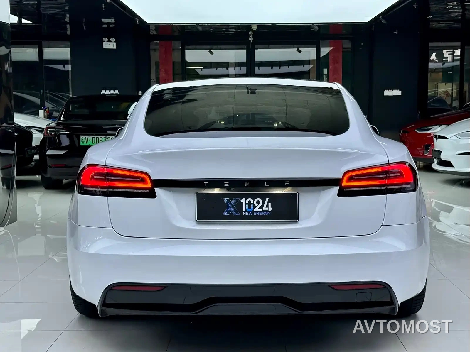 Tesla Model S 2023 Dual Motor All-Wheel Drive Edition — фото 5