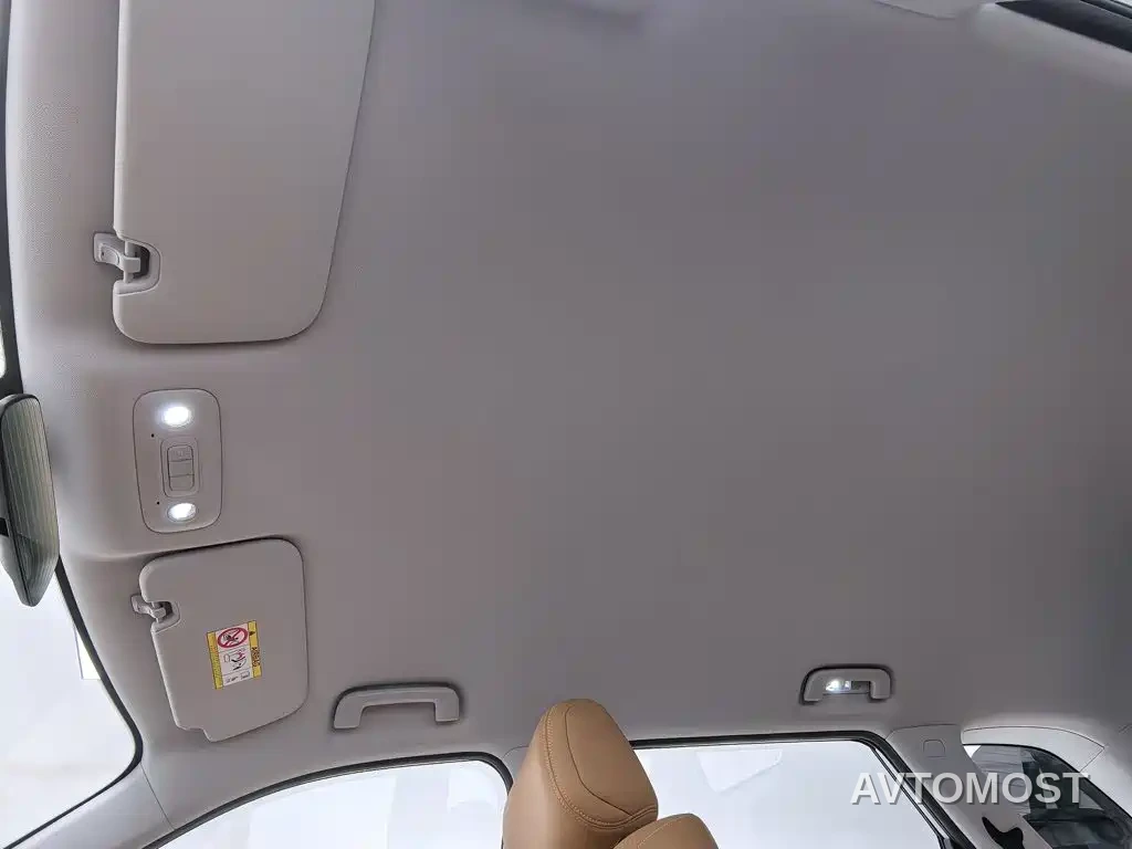 Wuling Motors Starlight 560 NEV 2025 Model Plug-in Hybrid Version 5-seater — фото 13