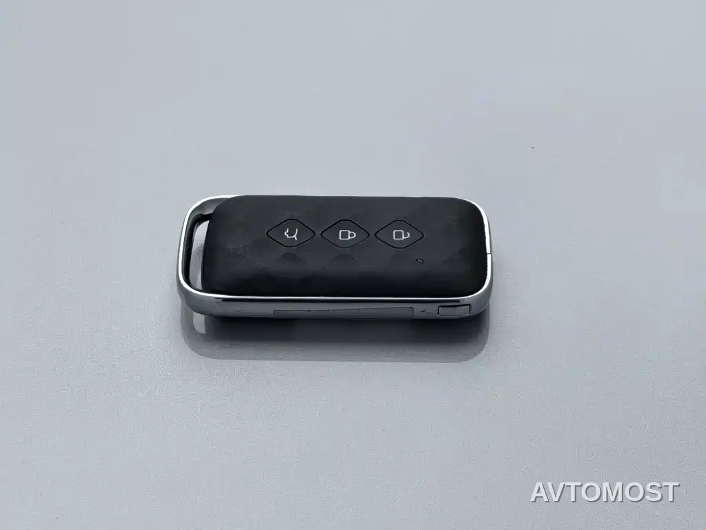 Wuling Motors Starlight 560 NEV 2025 Model Plug-in Hybrid Version 5-seater — фото 16