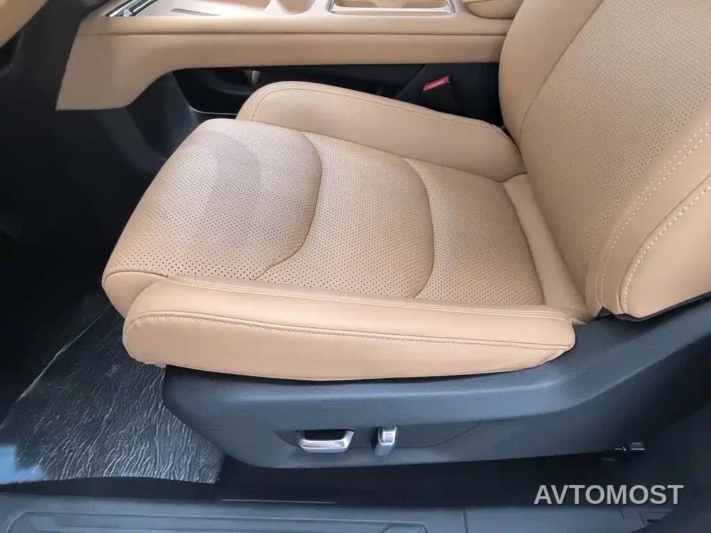 Wuling Motors Starlight 560 NEV 2025 Model Plug-in Hybrid Version 5-seater — фото 17