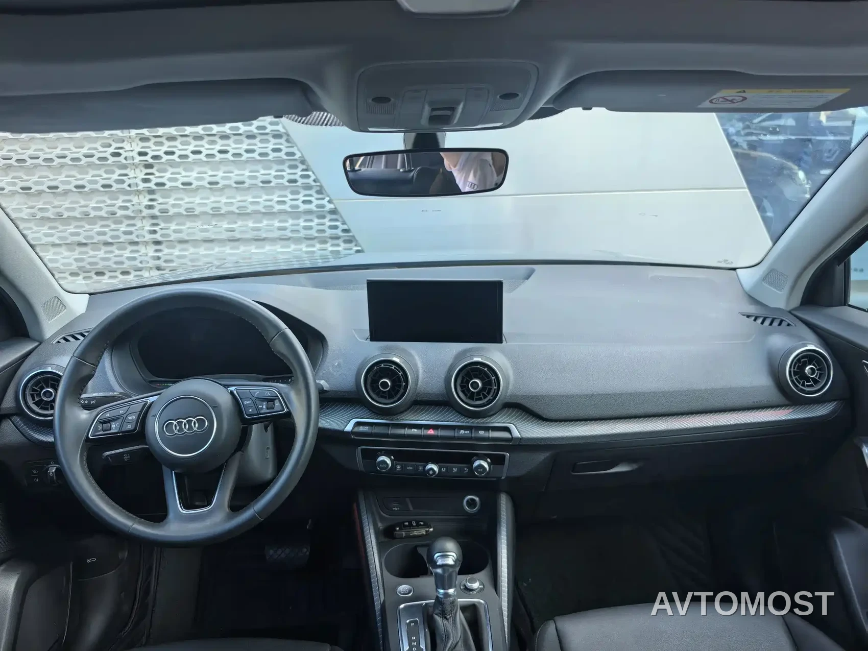 Audi Q2L e-tron 2019 Q2L e-tron Pure Electric Smart Enjoyment — фото 9