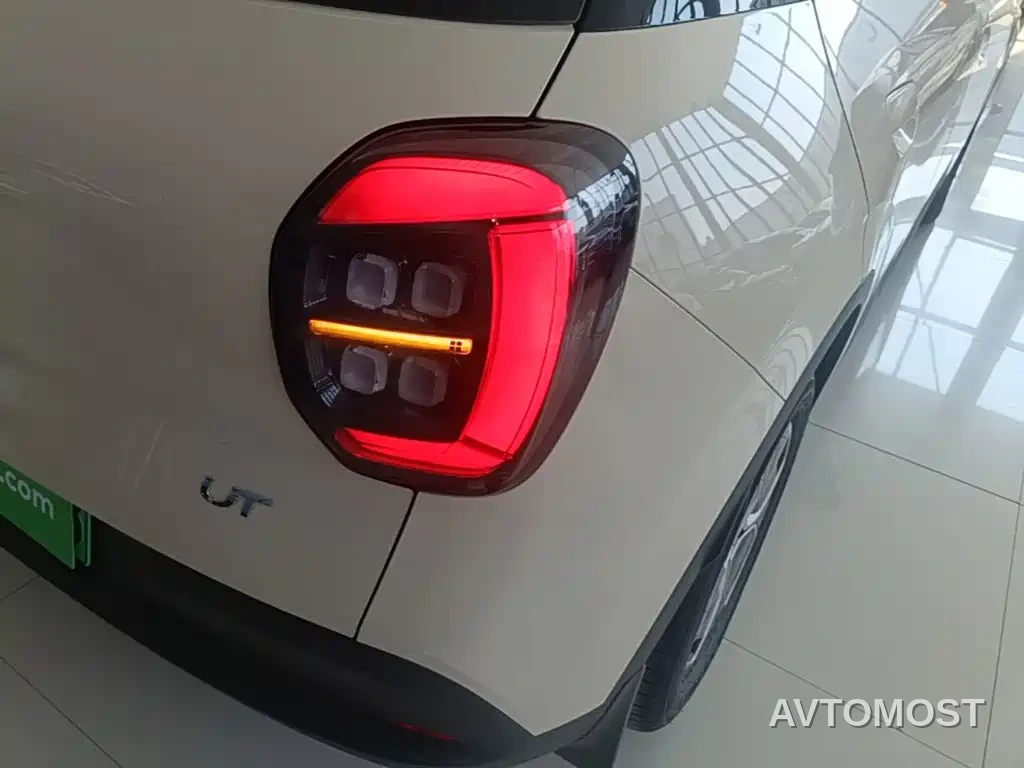 AION UT 2025 Model 330 Starlight Edition — фото 7