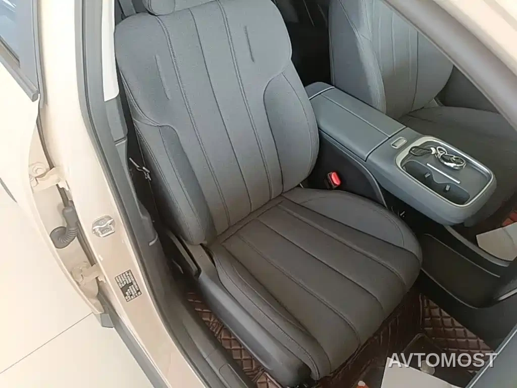 AION UT 2025 Model 330 Starlight Edition — фото 23