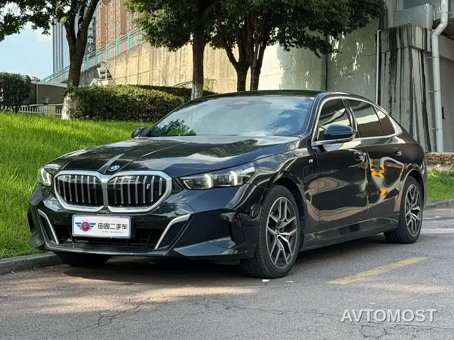 BMW i5 2024 eDrive 35L M Sport Package
