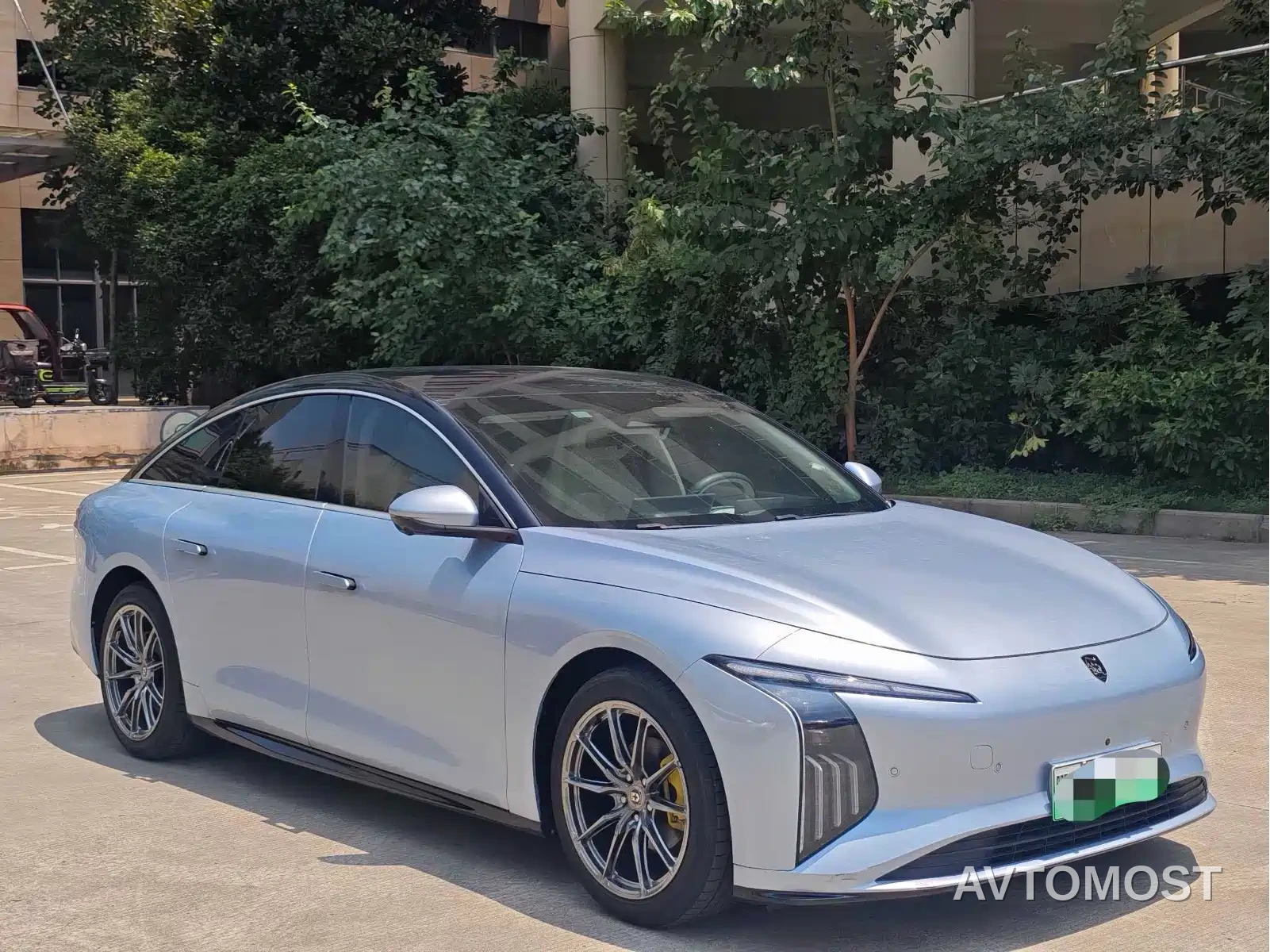 Dongfeng Fengxing Stellar S7 2024 555 Luxury Edition — фото 3