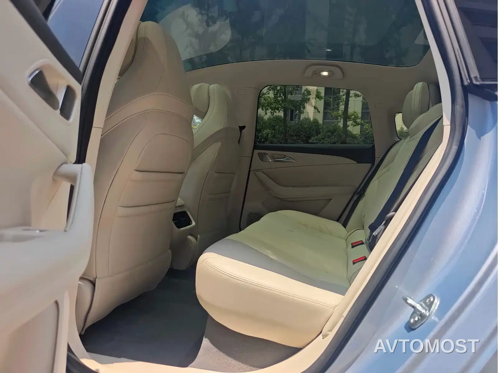 Dongfeng Fengxing Stellar S7 2024 555 Luxury Edition — фото 8