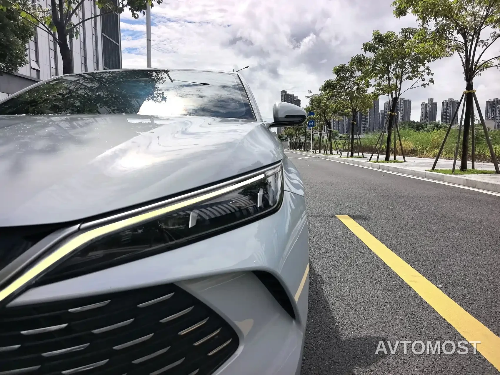 BYD Qin L 2024 DM-i 80KM Superior — фото 8