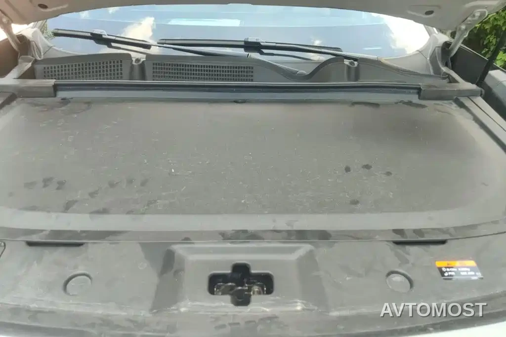 Mazda EZ-60 2025 Range-extender Base Model — фото 10