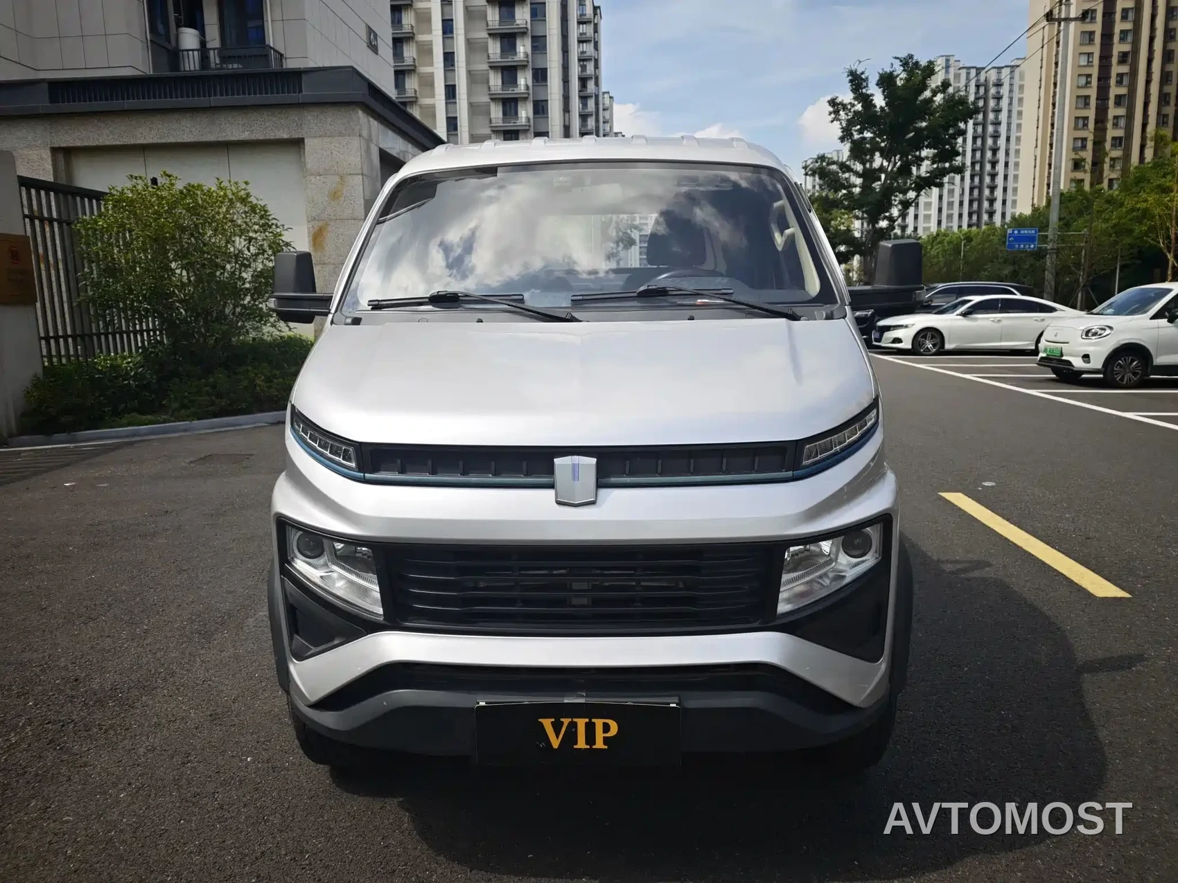 Yuan Cheng Farizon Star Enjoy F1E 2023 Flatbed Truck CATL 41.86kWh — фото 1