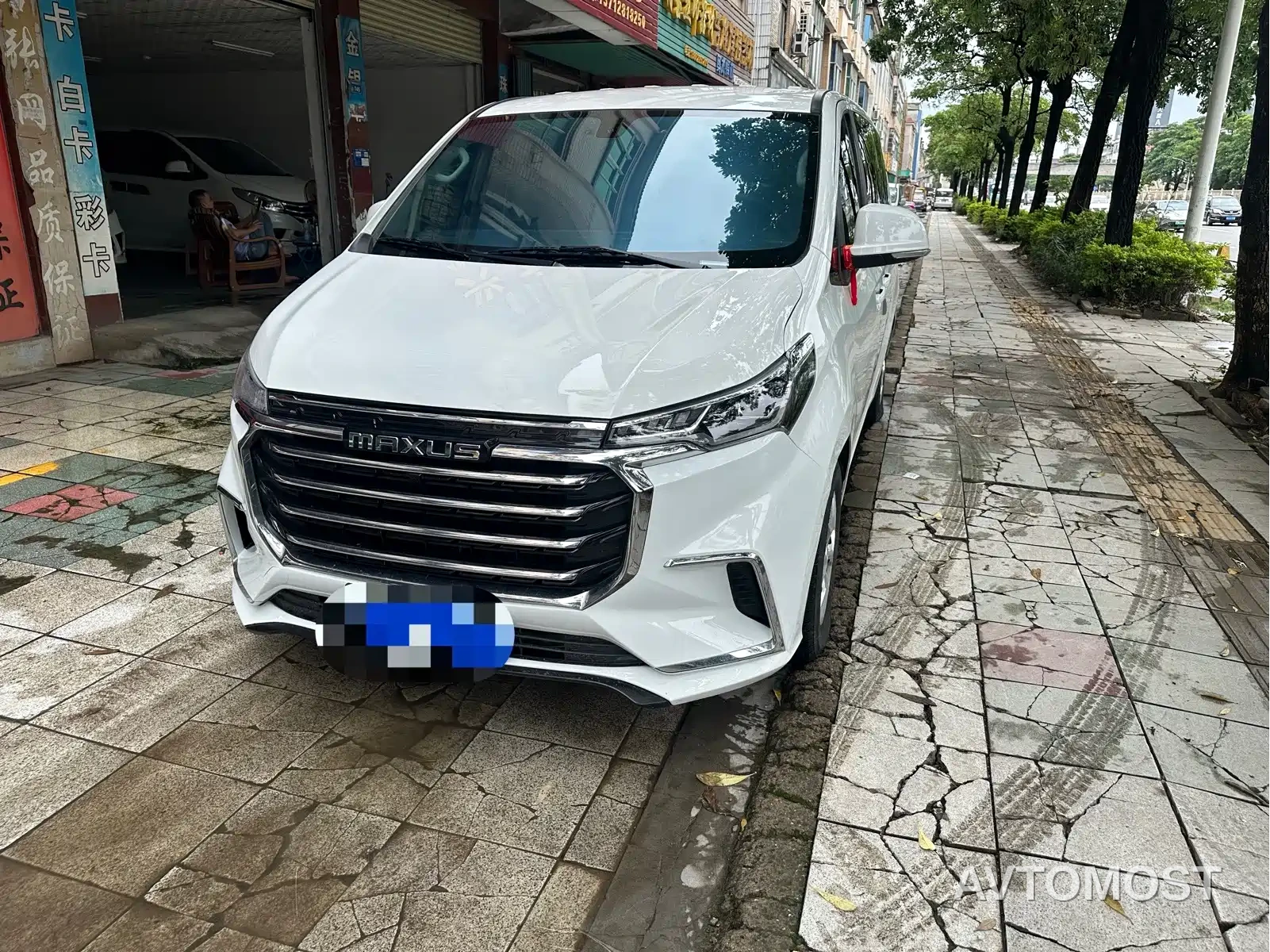 SAIC Maxus G10 2025 2.0T Manual Multi-Purpose Edition Diesel 7-Seater — фото 1