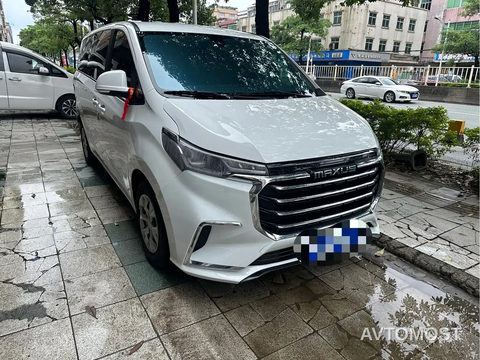 SAIC Maxus G10 2025 2.0T Manual Multi-Purpose Edition Diesel 7-Seater — фото 2