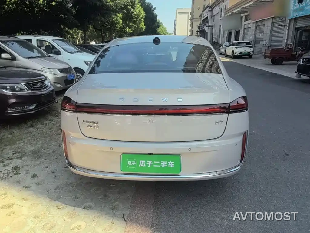 Roewe M7 DMH 2025 Base — фото 6